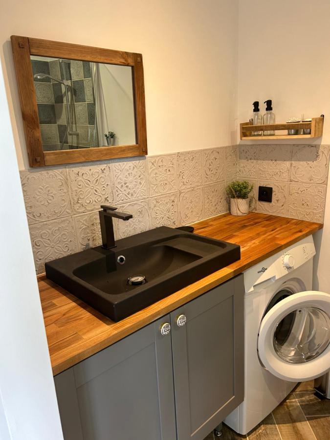 Charmant Studio Dans Villa - Jardin Privatif . La Seyne-sur-Mer Kültér fotó